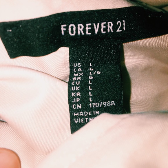 tan windbreaker - Picture 2 of 2